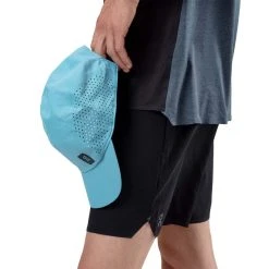 On | Unisex Lightweight Running Cap -Ronhill Shop 301.00804 On LightweightCap front2 952x952